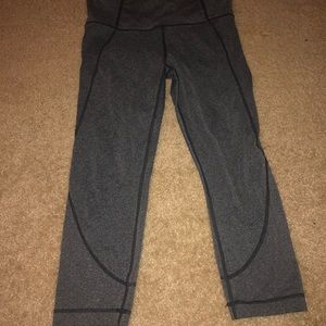 Grey athleta cropped leggings